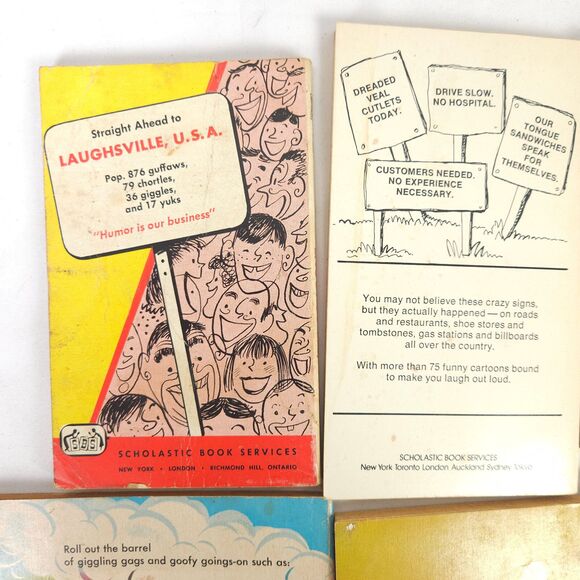 Vintage Joke Book Lot - Barrel of Chuckles - Wee Beasties - Silly Signs - Picture 7 of 16